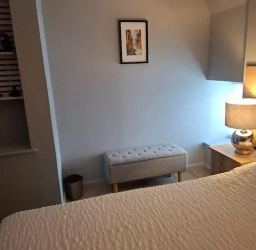 3 At Busy Bee Apartamento